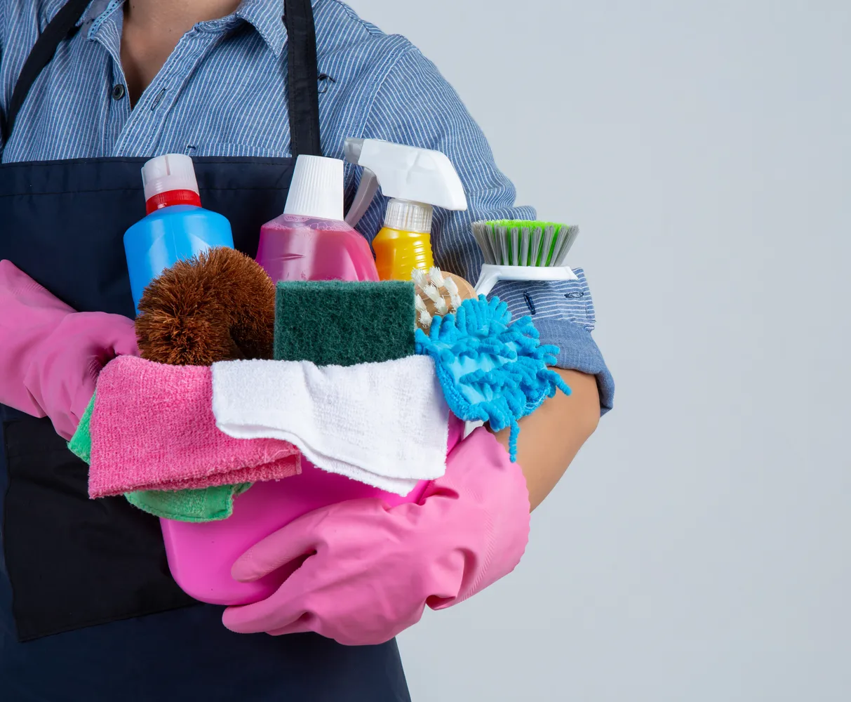 Sulux Clean es una empresa de mantenimiento, limpieza y desinfección. Comprometida a ofrecer soluciones integrales para que disfrutes de espacios impecables y saludables.